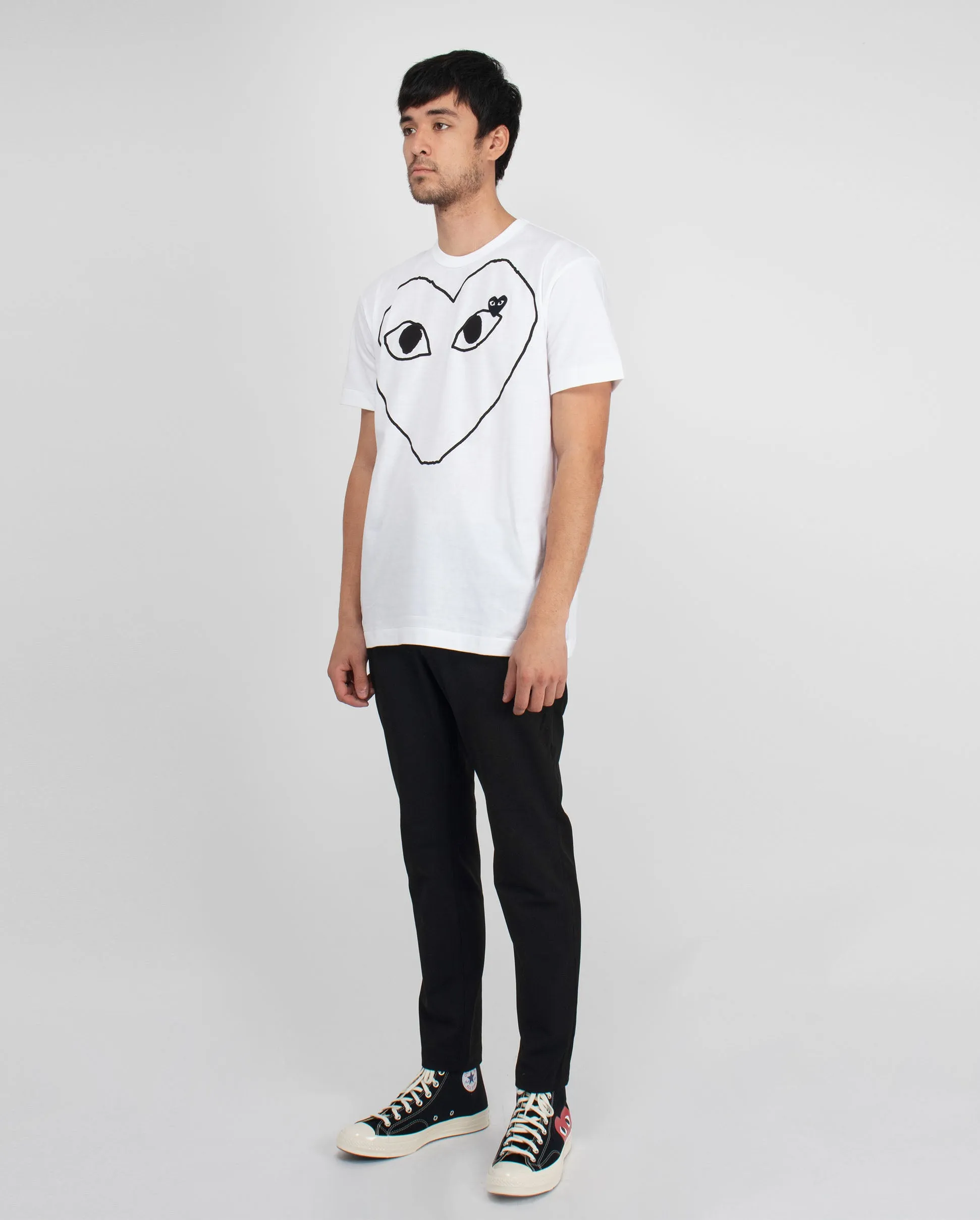 T102 BLACK HEART OUTLINE T-SHIRT / WHITE