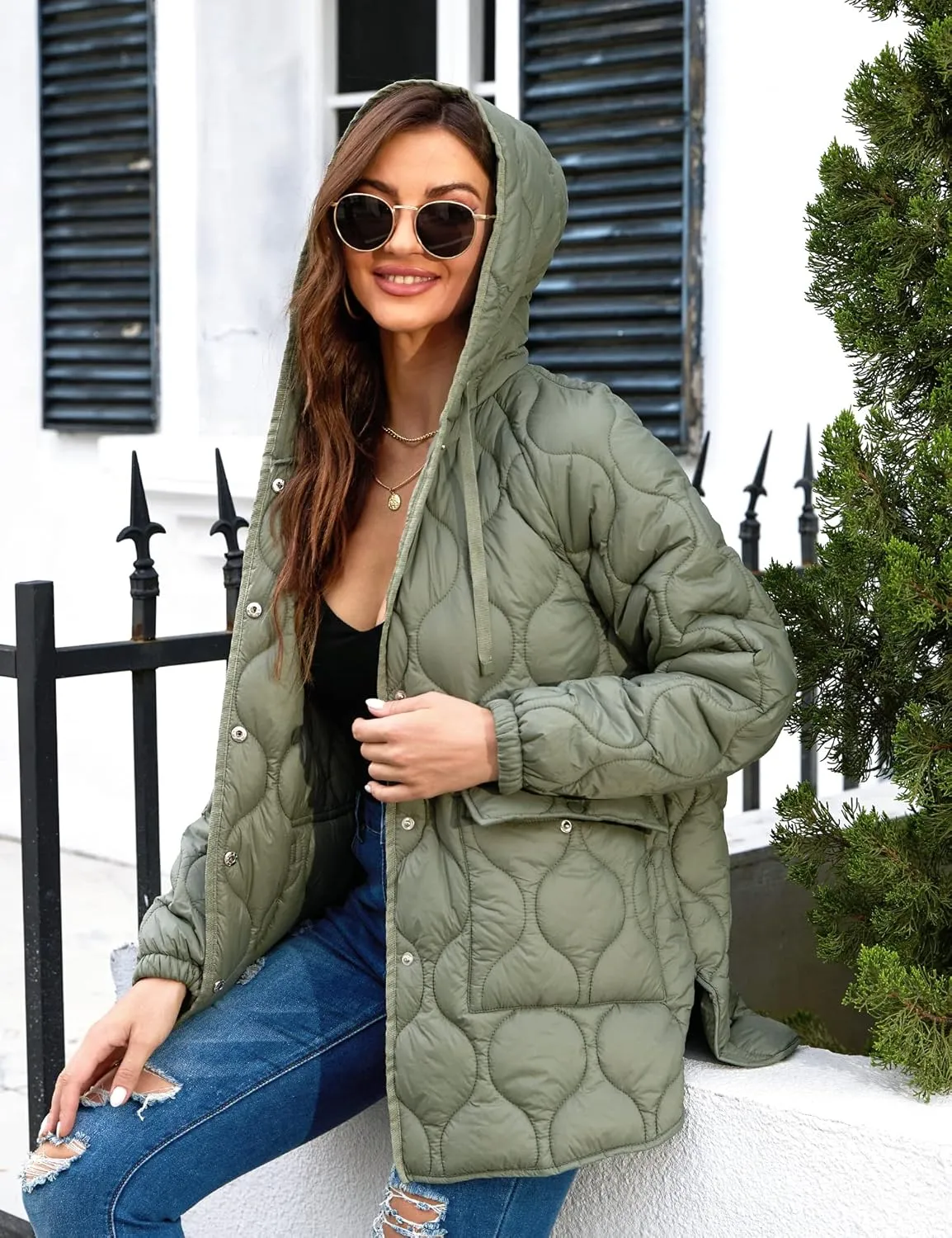 XULIKU Women's Quilted Jackets Lightweight Long Sleeve Stand Collar Padding Short Puffer Coat for Women Fall Winter